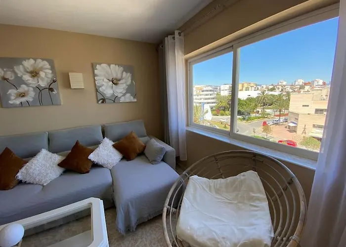 Appartamento Lovely 1 Bedroom With Sea Views And Pool *