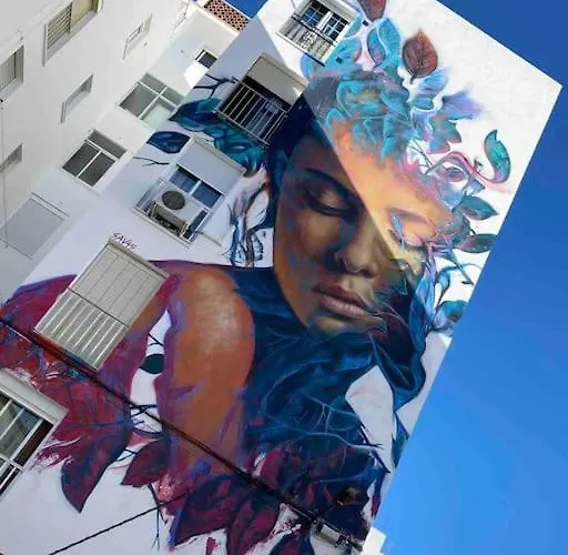 Lovely 1 Bedroom With Sea Views And Pool *