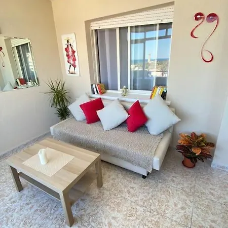 Lovely 1 Bedroom With Sea Views And Pool אסטפונה