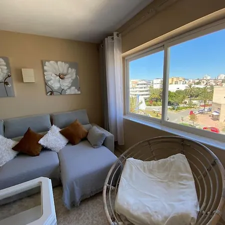Daire Lovely 1 Bedroom With Sea Views And Pool *